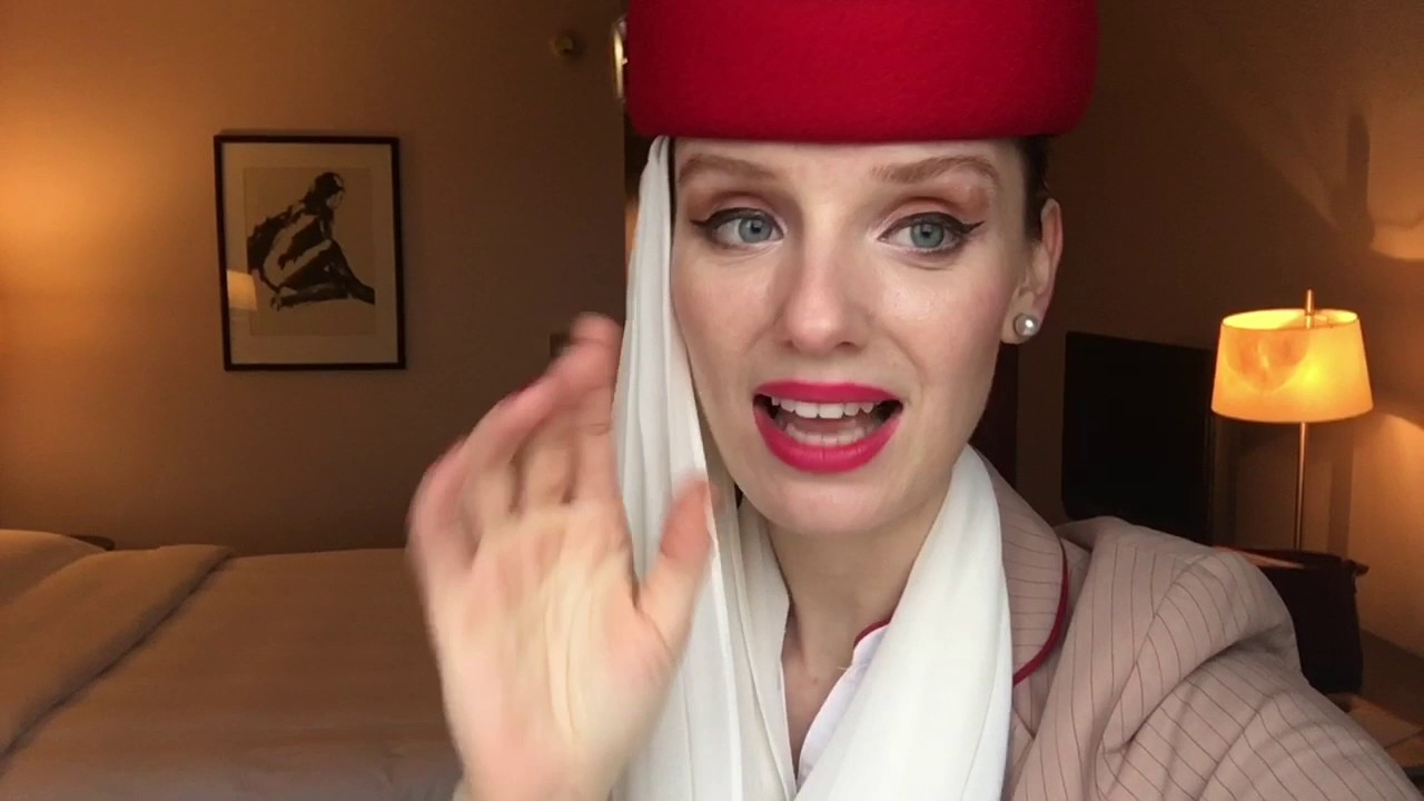 VLOG 50: Paris 💛 How to survive a night flight ? ☺️