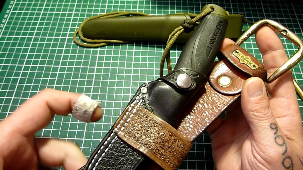 Réalisation - Etui cuir pour Mora Companion - Port horizontal