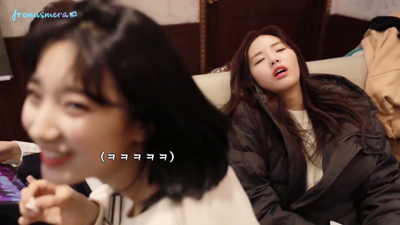 STAN FROMIS_9 : Pretty But Weird Girls