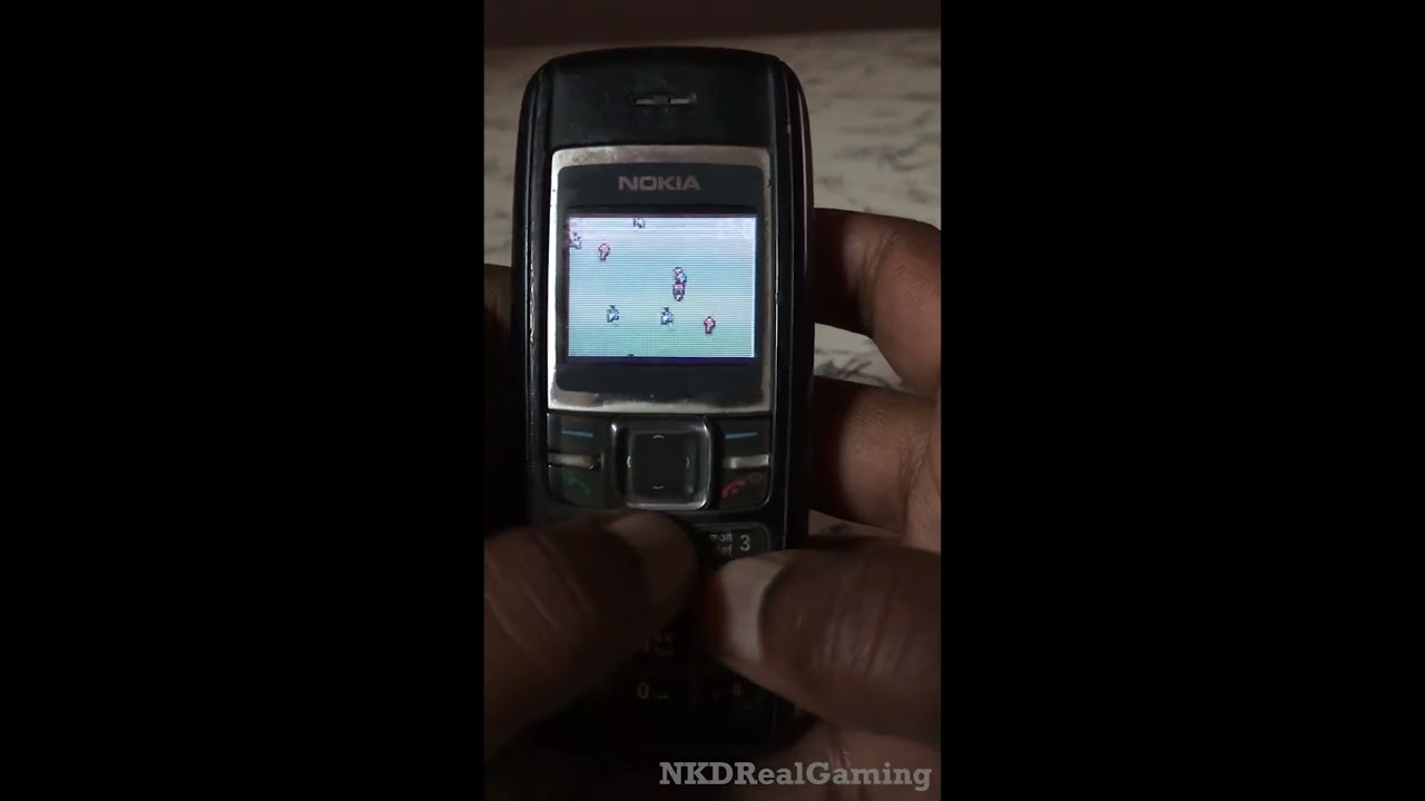 Playing Football on Nokia 1600 (2007)⚽ 