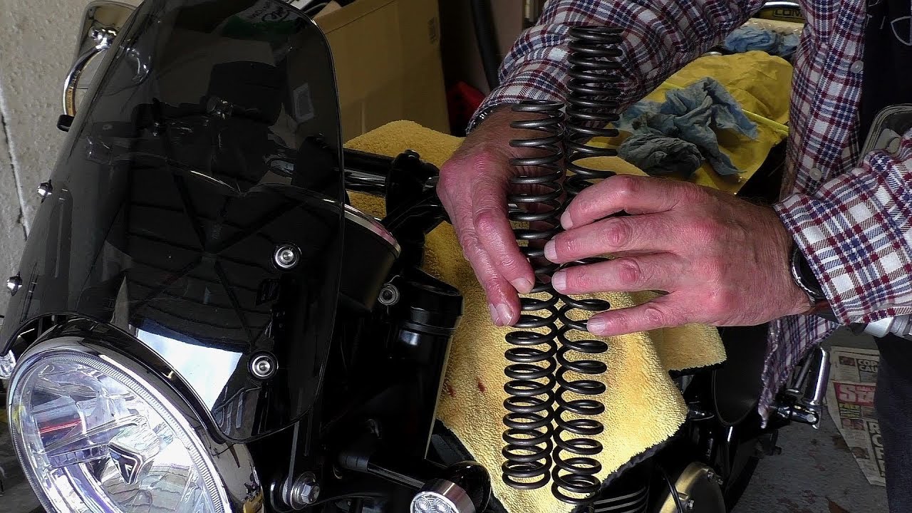Triumph Bonneville T120, действительно стоящая прогрессивная вилка с пружинным апгрейдом от TEC b...