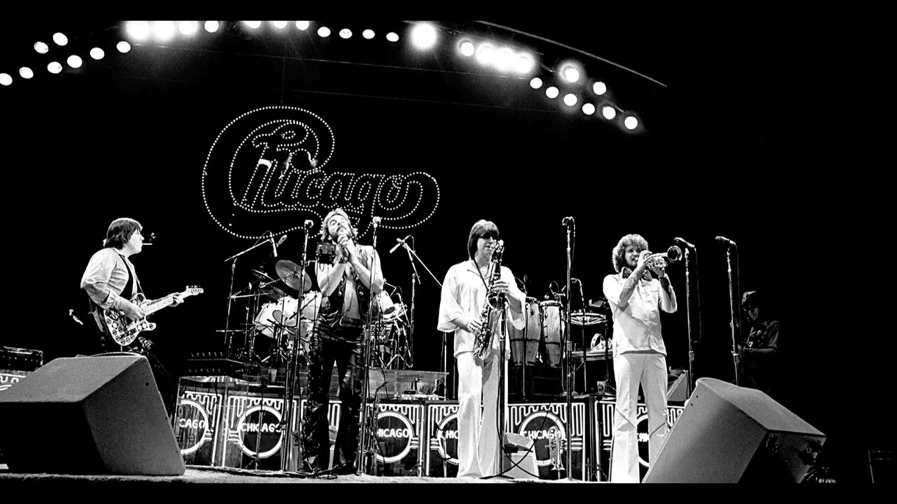25 or 6 to 4 (Chicago) - Guitar Backing Track (With Vocals)