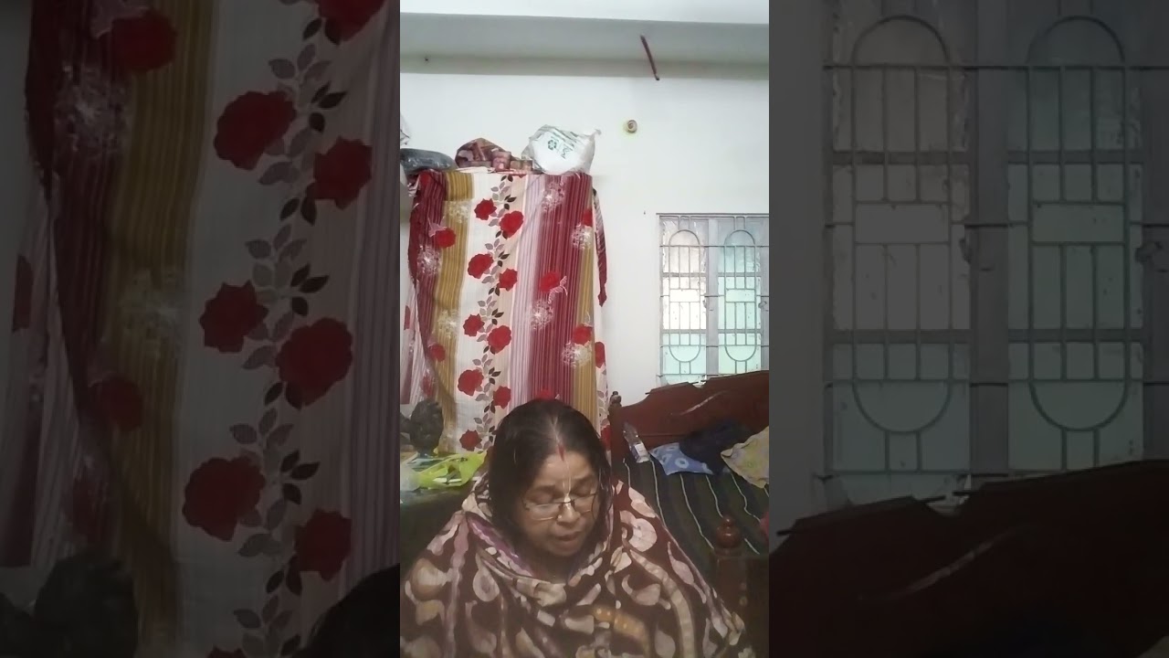 শ্রীমত ভগবত কথা শ্রবণ করুন।