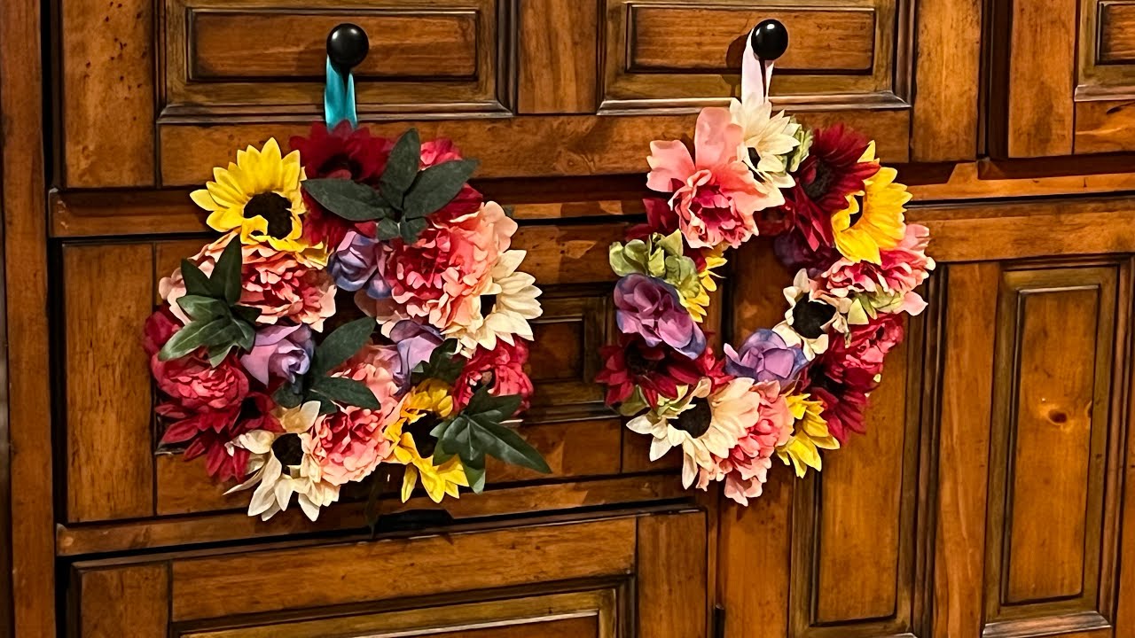 How to make a wreath with a paper plate