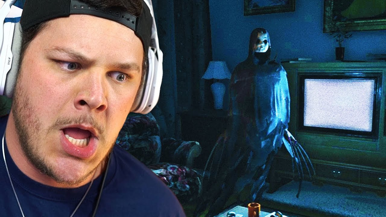 I'M NOT SCARED. I'M NOT SCARED. I'M NOT SCA- AAAAAAAAHHHH | Visage