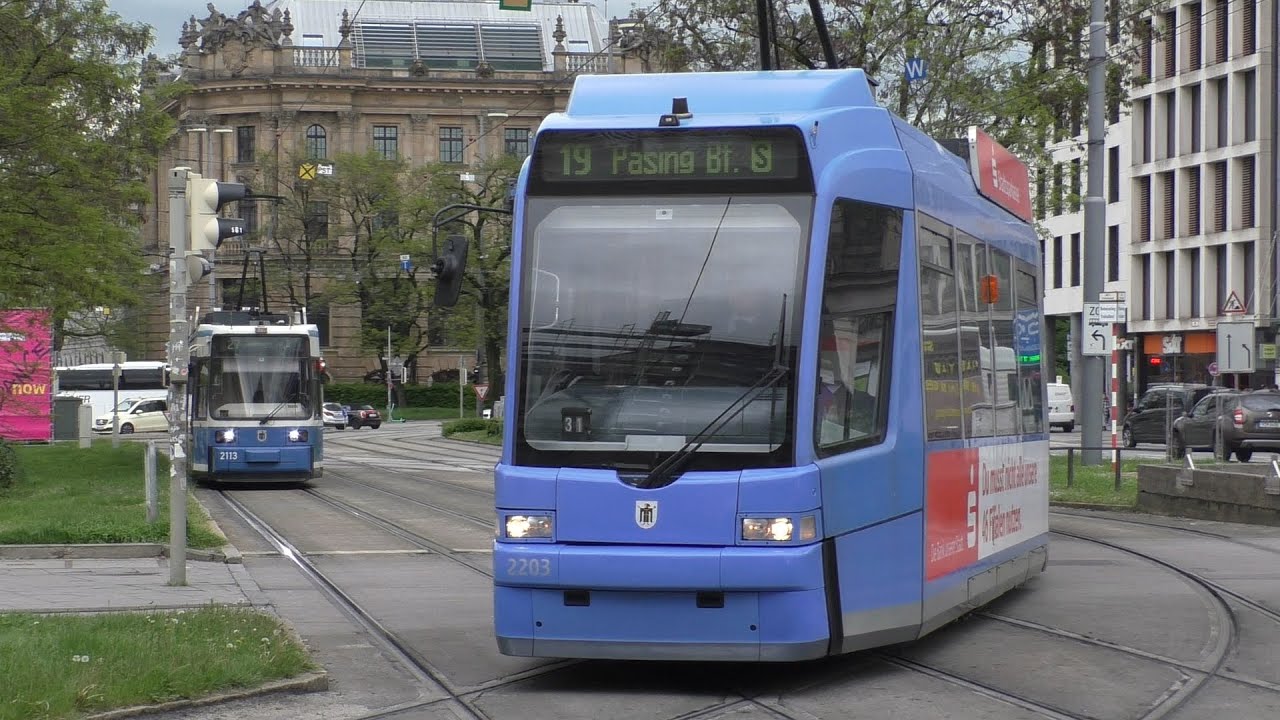 5 Trams in 5 Minutes: downtown Munich busy intersection