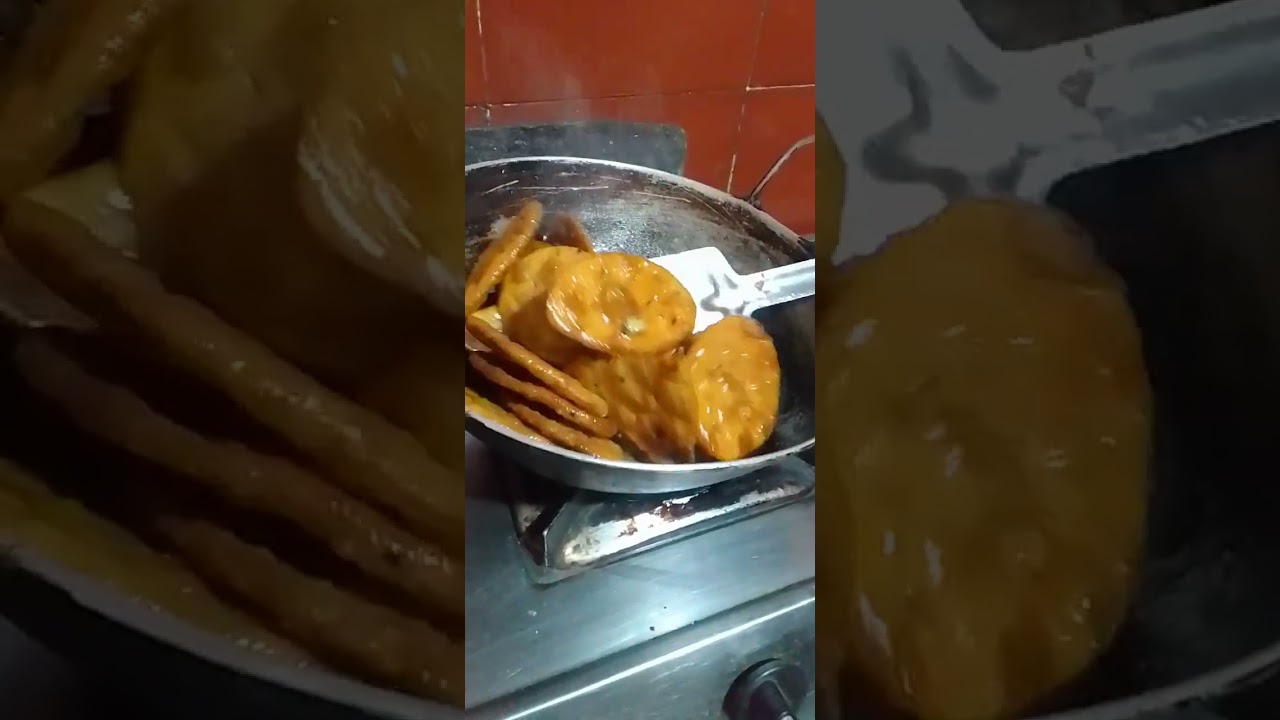 আজকে বানিয়ে ছি জিবে গজা বন্ধুরা ভালো লাগলে পাসে থেকো বন্ধুরা 🌹💐🌹💐🌹💐🌹💐🌹💐