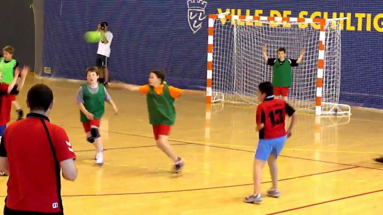 Kids playing handball in France