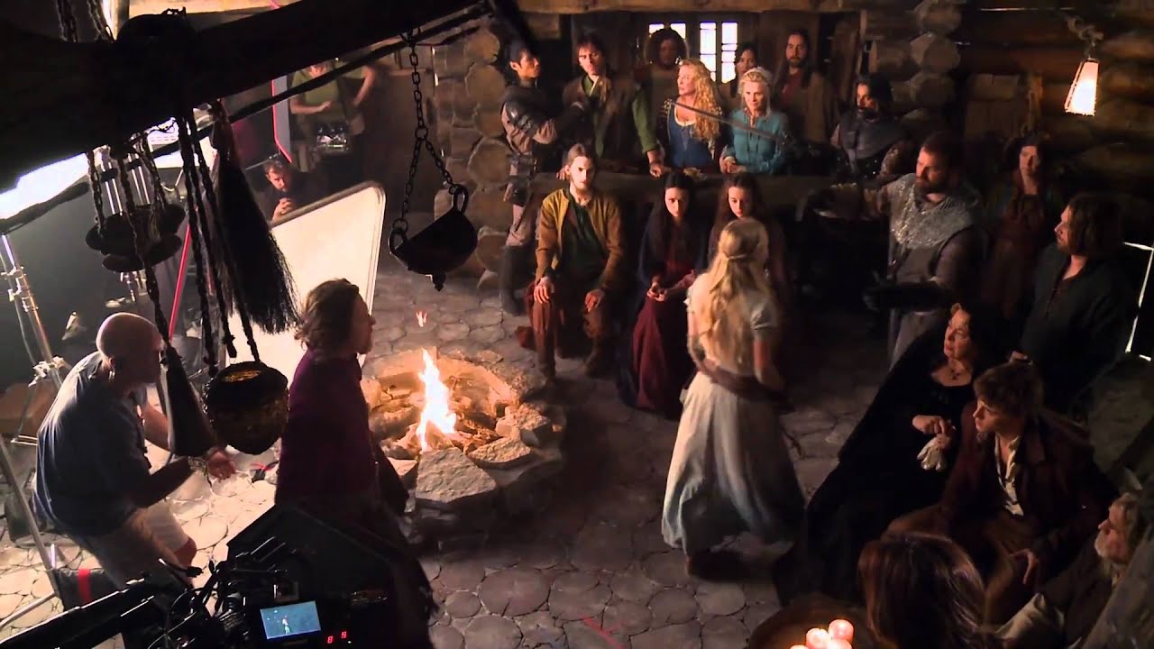RED RIDING HOOD - Featurette Casting A Fairy Tale HD