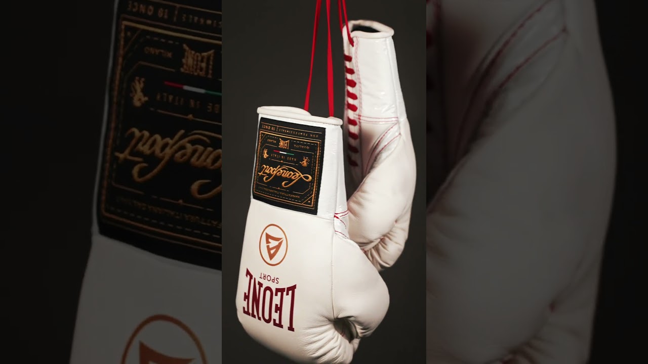 Leone Sport boxing gloves X Anthony Joshua