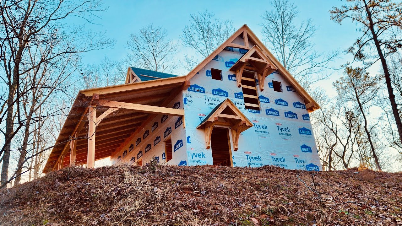 Constructing a STUNNING TIMBER-FRAME GARAGE.