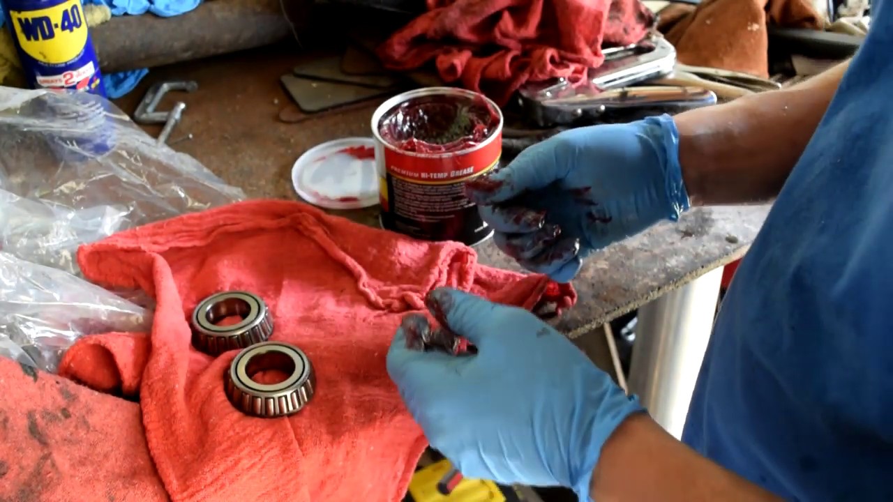 How to - Clean and Grease Trailer Bearings by Hand