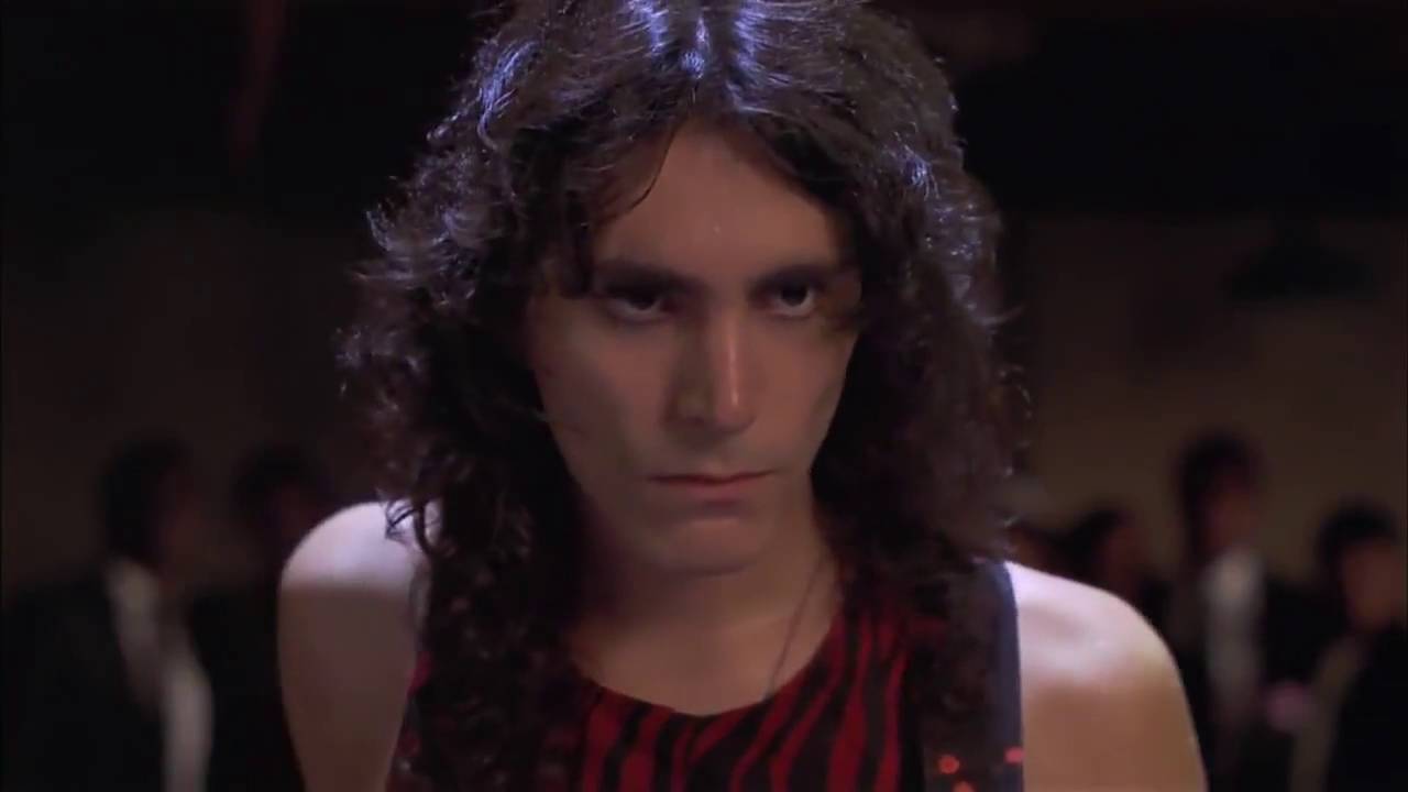 Duelo de guitarras de la película Crossroads... Steve Vai!