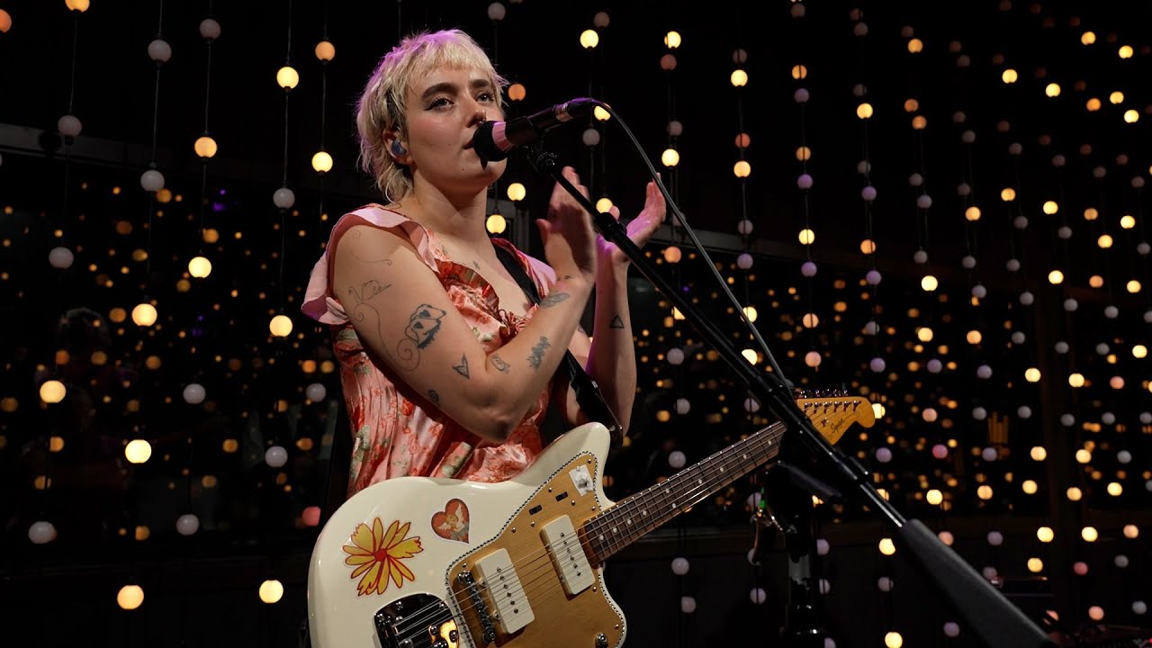 NewDad - Entertainer (Live on KEXP)