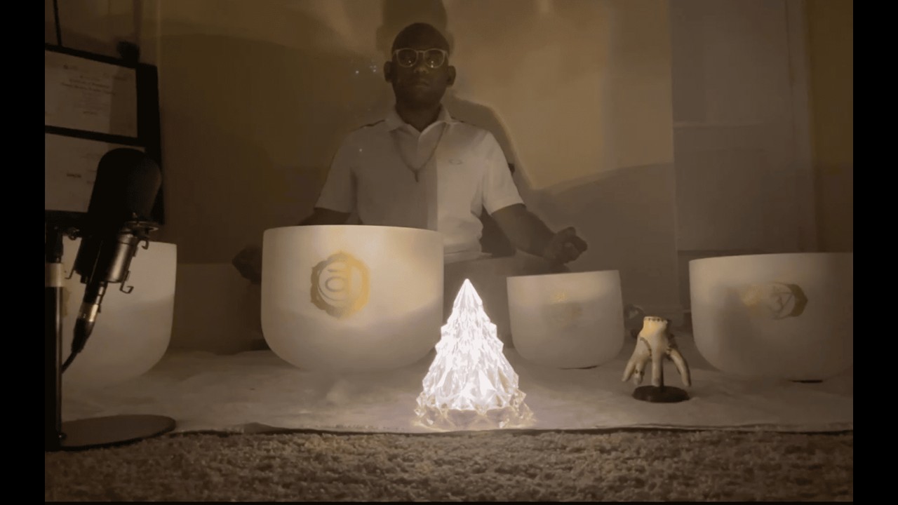 Crown & Sacral Crystal Sound Bath | 8” + 13” Bowls • Intuition, Flow & Emotional Balance
