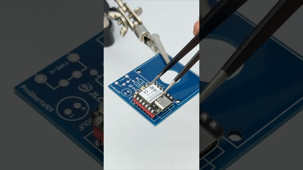 Создайте этот интеллектуальный индикатор уровня воды (ESP32)