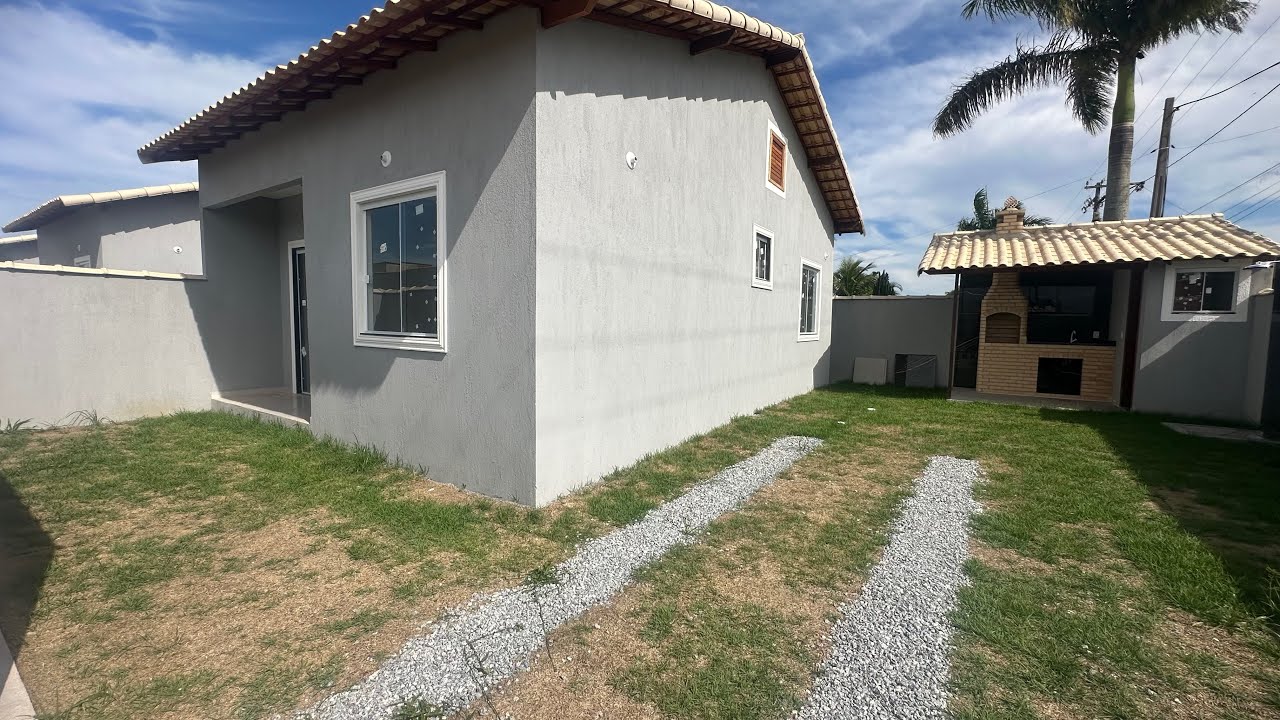 Linda casa com 2 quartos pronta em Unamar - cabo Frio