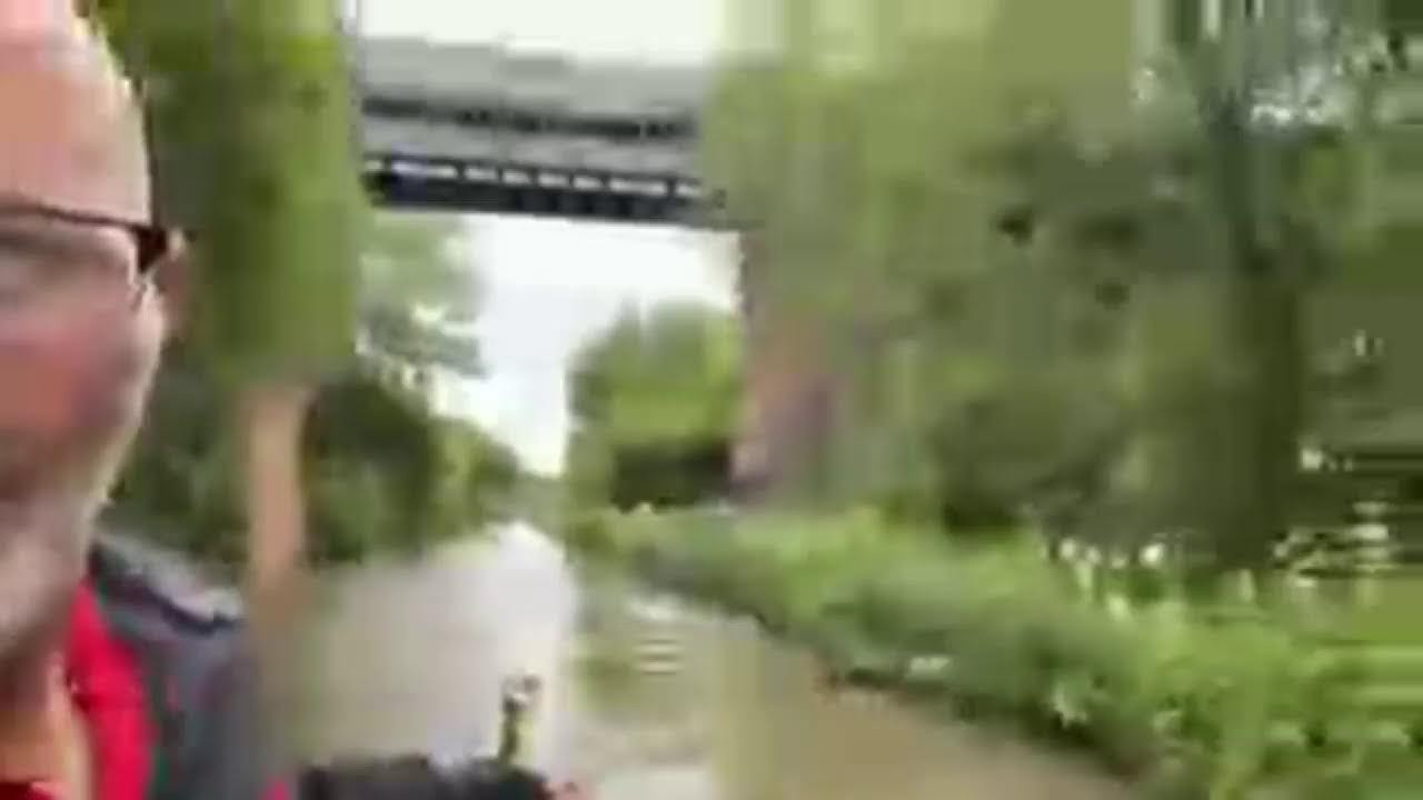 Narrowboat Precious Jet live video cruising near Brinklow
