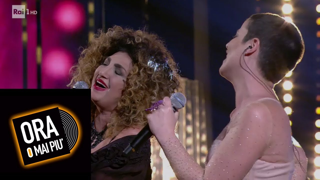 Silvia Salemi e Marcella Bella cantano 