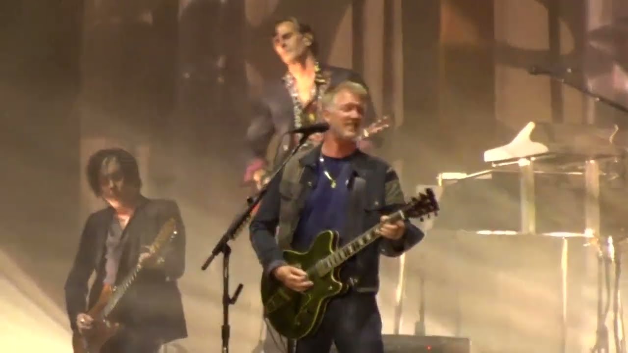 Queens Of The Stone Age - My God Is the Sun (Live) Paris, Rock en Seine 2025
