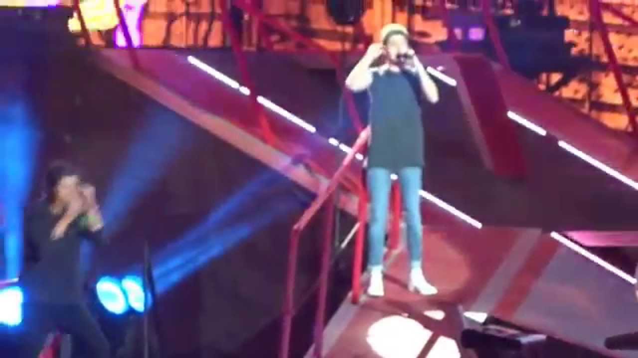 One direction   Strong Friends Arena