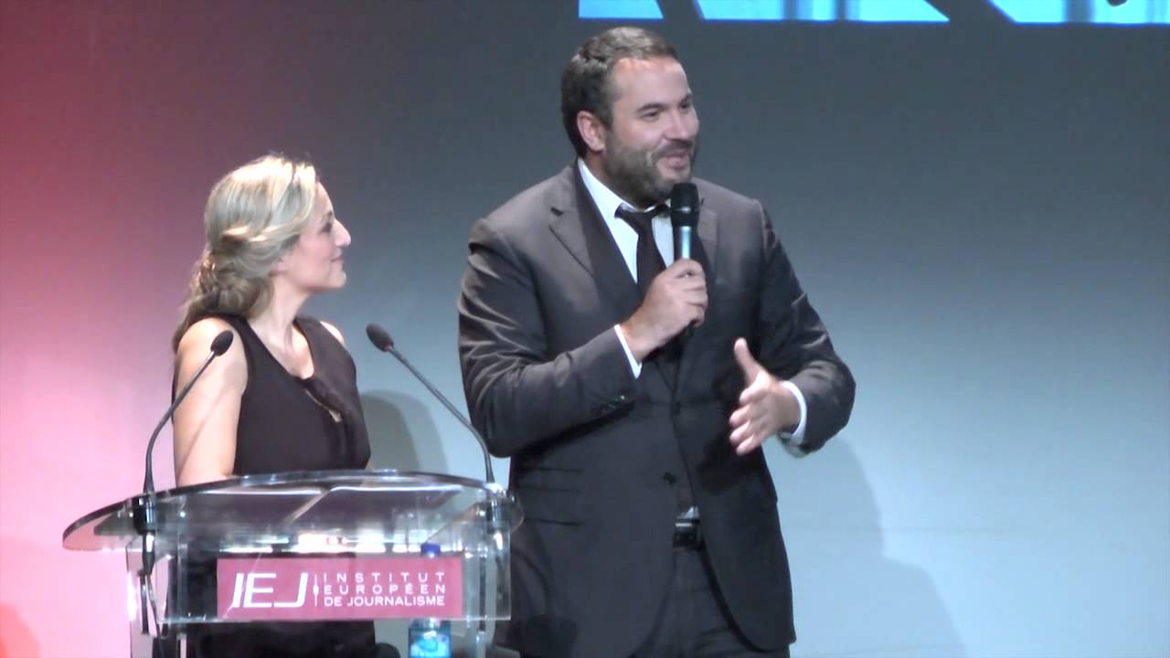 Bruce Toussaint, maître de cérémonie de la cérémonie de remise des diplômes de l'IEJ Paris 2014