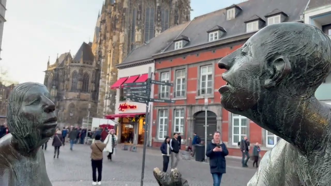 Aachen - Vom Marschiertor zum Markt - Demo