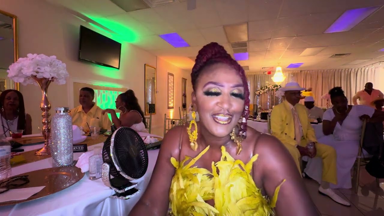 👸🏾💃🏾🥰 it’s a white and yellow affair, Las Vegas, Nevada💃🏾👸🏾🥰