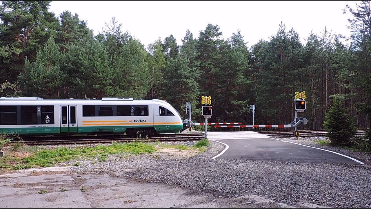 LED přejezd Česká Lípa-Okřešice #3 (P3233) + Desiro