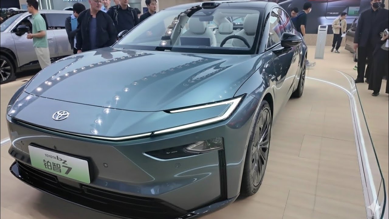 Новая Toyota BZ7: лучший лидер среди электромобилей?