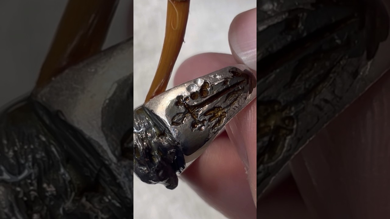 экспериментальный формат видео. процесс под запись разговора с мошенниками.