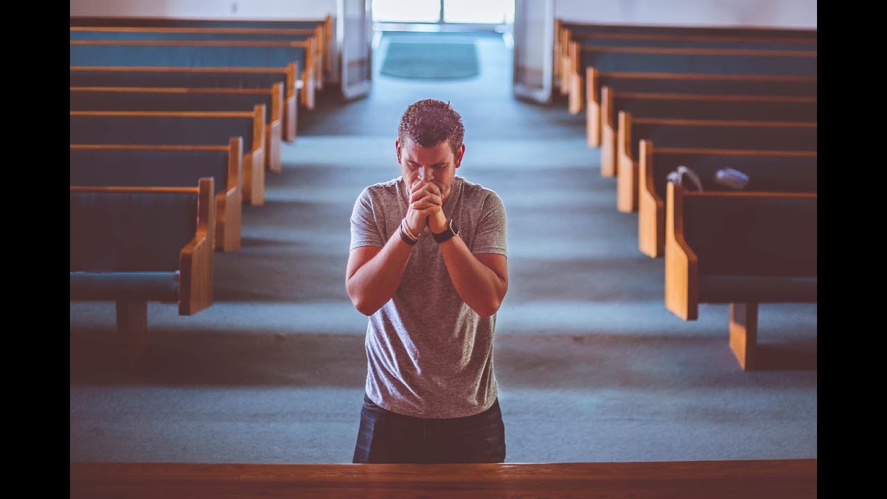 Alguien Está Orando (Somebody's Praying)