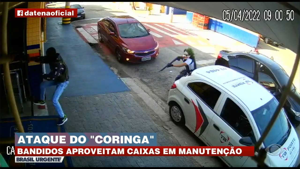 Quadrilha do Coringa ataca caixa eletrônico