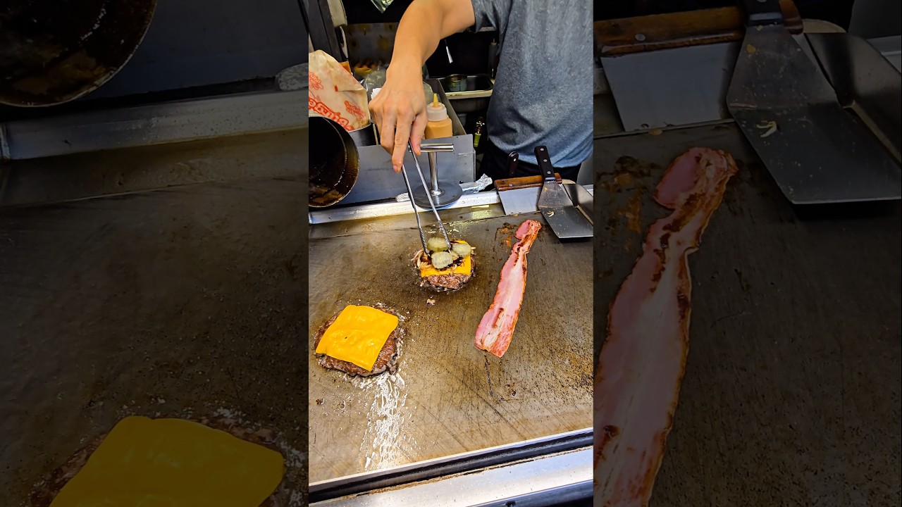 Korean Street Food &ndash; INSANE Double Patty Double Cheese Burger Cooked Right in Front of You  #foodie