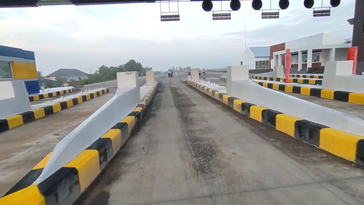 Tol jogja - solo simpang susun purwomartani