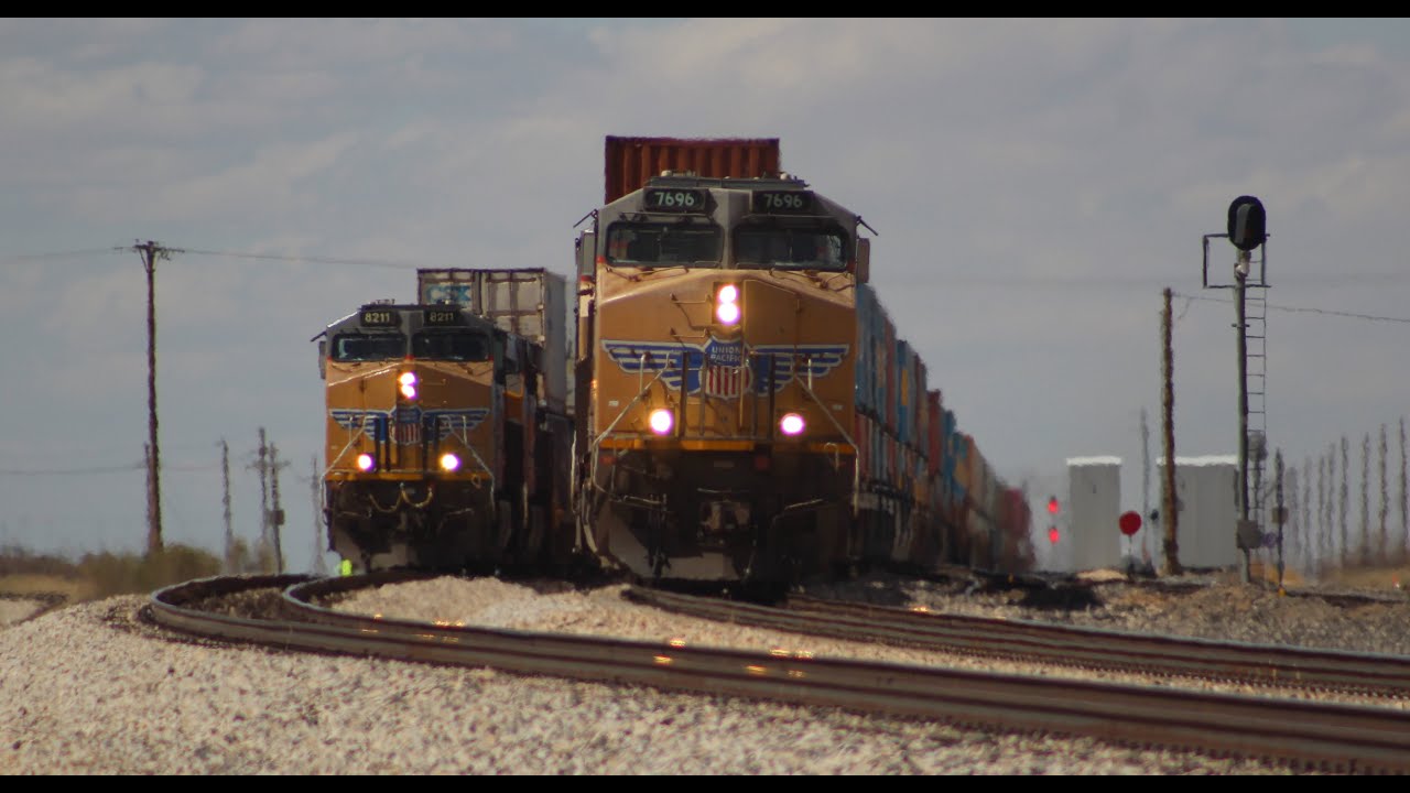 Railfanning in Santa Teresa New Mexico w/ Amtrak, SP, and friendly crews.