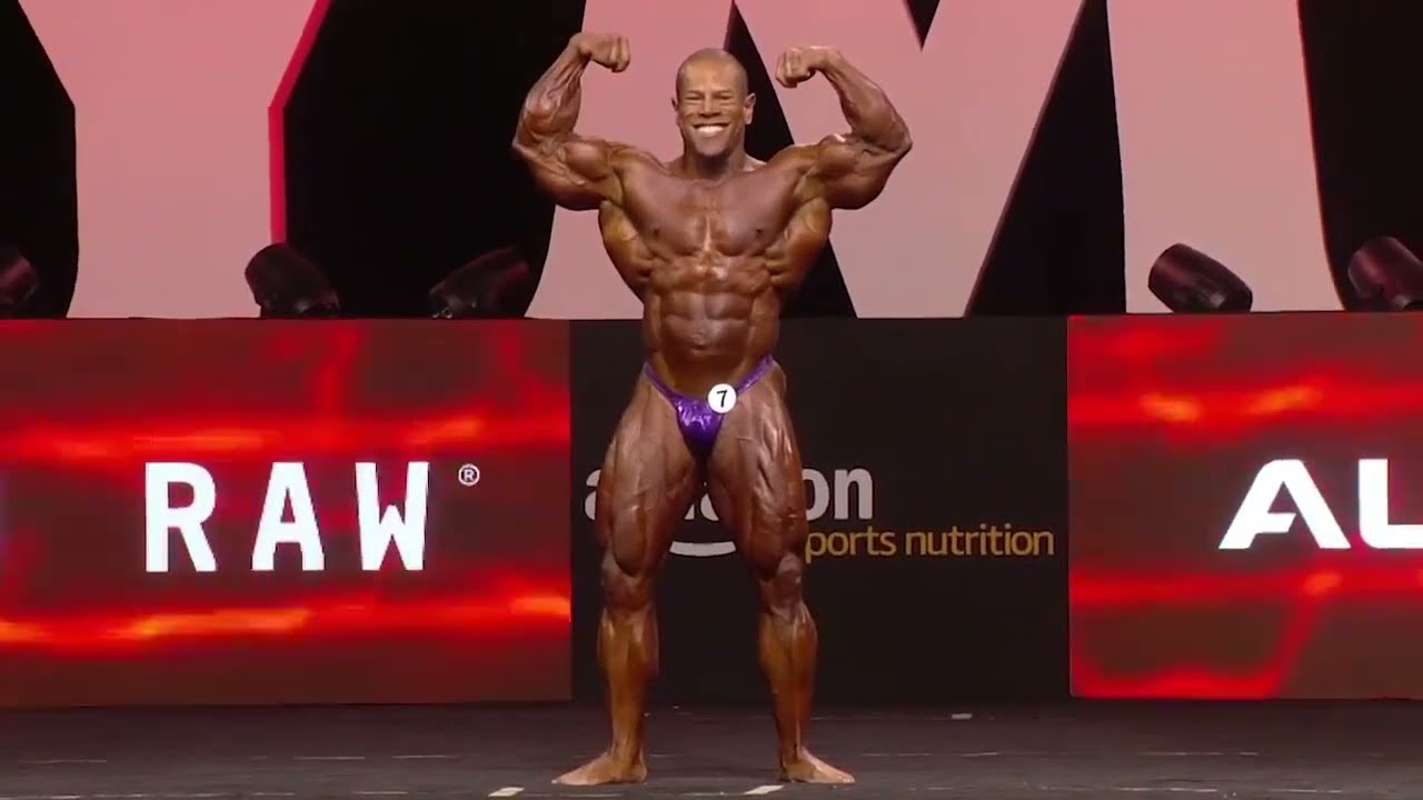 David Henry 🇺🇸 4th @ 2017 Mr. Olympia (212)