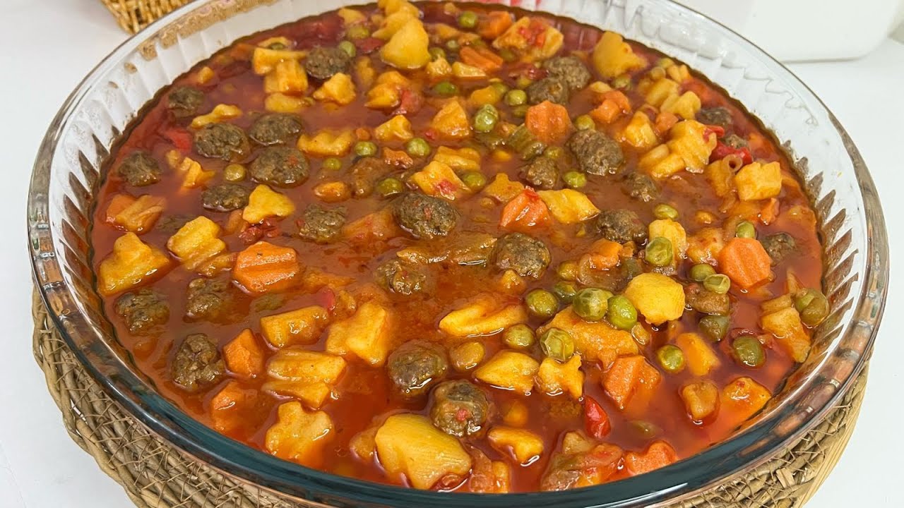 يخنة البطاطا مع البازيلاء بلحم الغنم بأطيب وأشهى طعم 😋