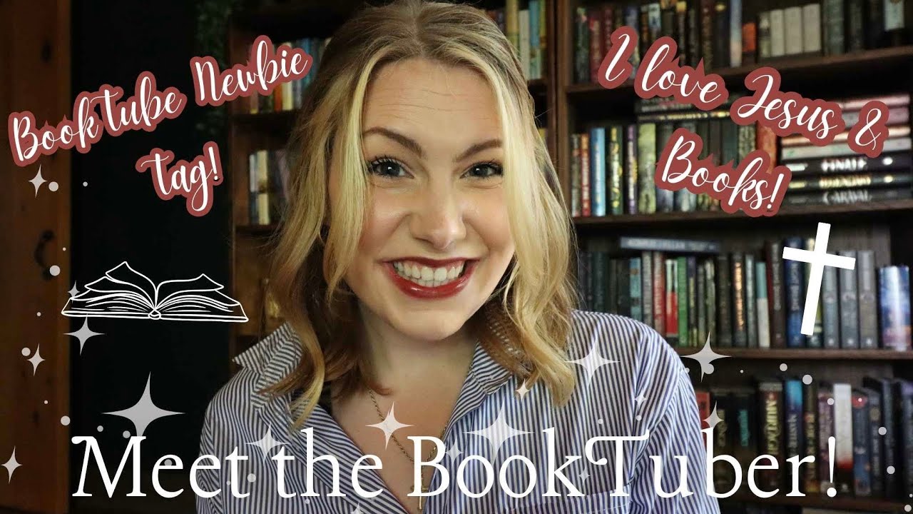 📚✨ Meet the Christian BookTuber! | About Me + BookTube Newbie Tag 2025 & Cozy Bookshelf Tour ! 🪴💛