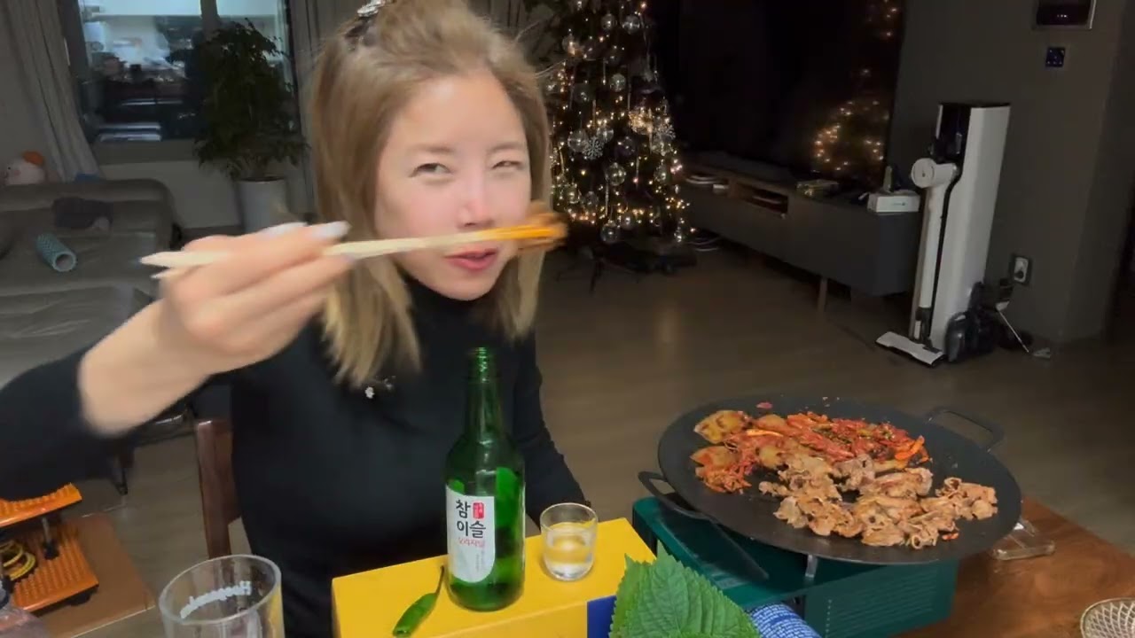 #크리스마스트리#우삼겹#빨간뚜껑#소주