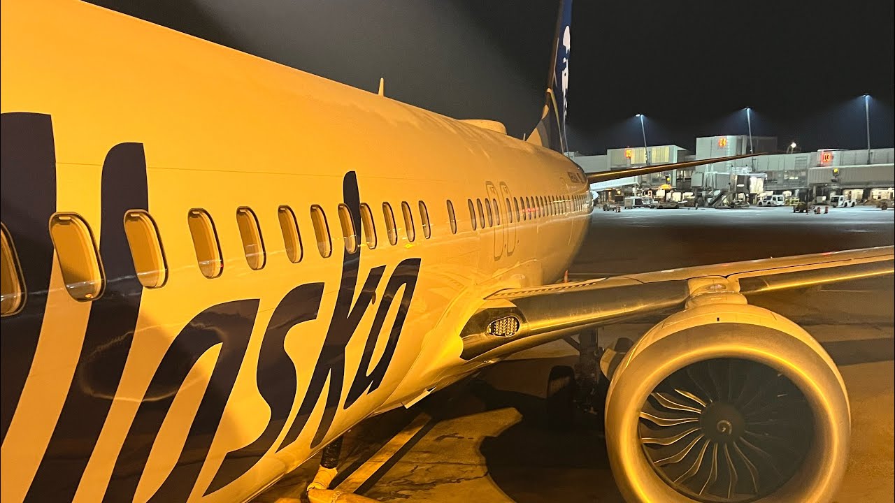 Trip Report Alaska Airlines Boeing 737MAX9 Seattle to Dallas Fort Worth Premium class 