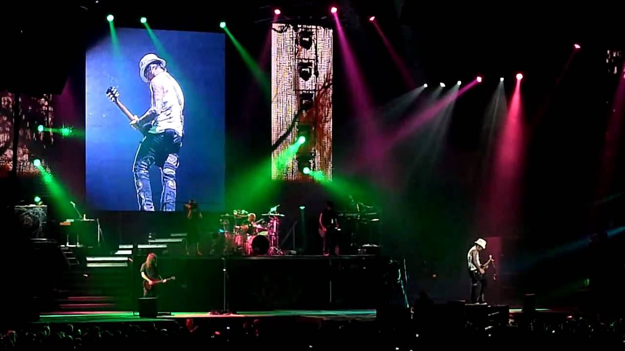 Guns N' Roses - DJ Ashba Guitar Solo (Ballad Of Death) [HD] live