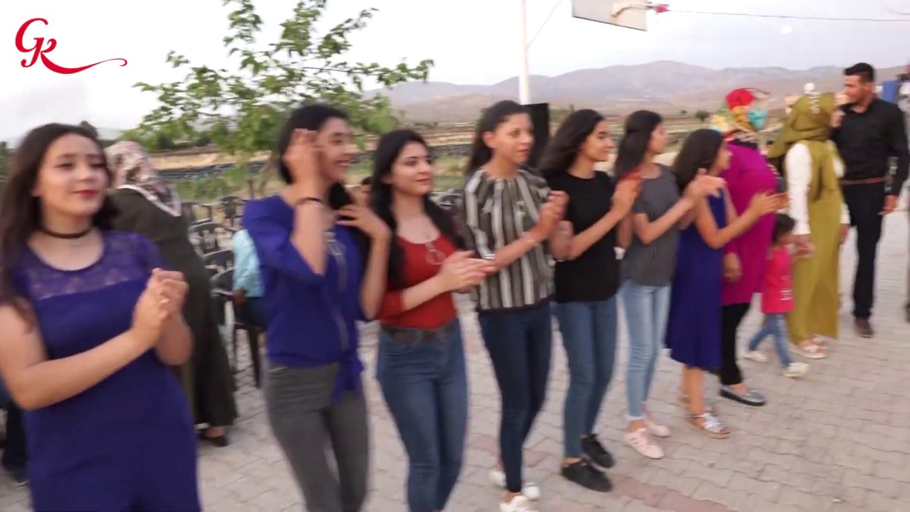 MERYEME MERYEME / Bütün Kuzenler Halayda / Demirkonak Köyü Ömer Arızlın Düğünü Grup ŞEN GÜNEY KAMERA