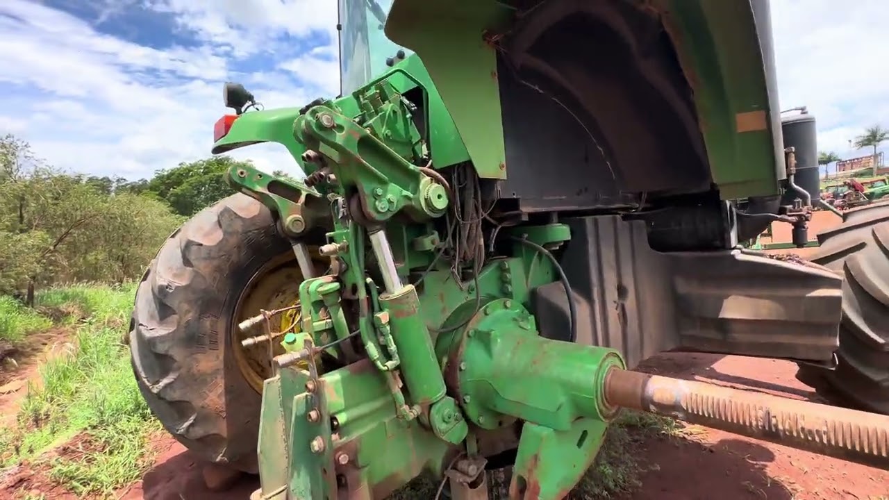 Lote 91 - Leilão de TRATOR DE PNEUS JOHN DEERE 7230J 4X4, ANO: 2019