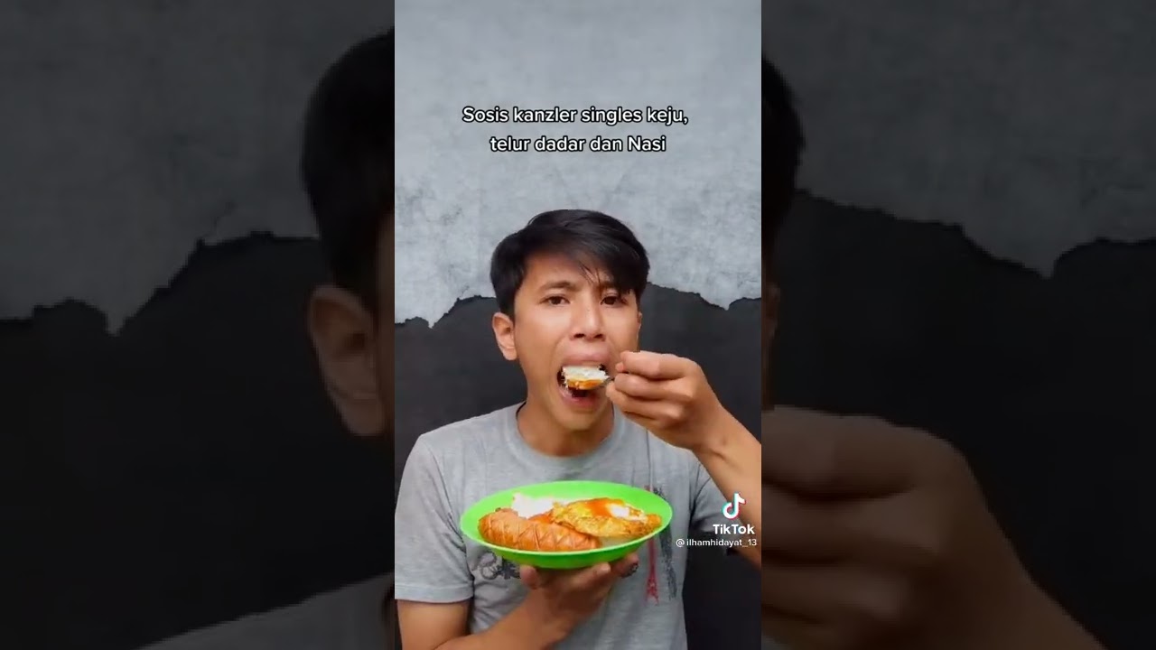 kak iam makan makanan sultan