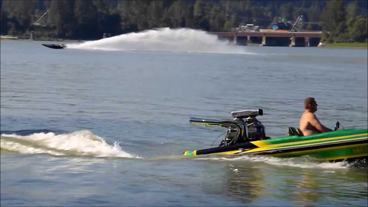 jet boat & v drive picklefork playing on fraser river
