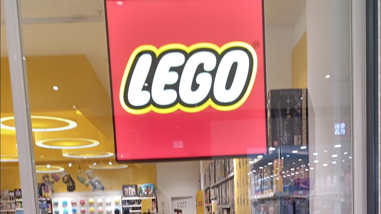 Lego store istanbul Hilltown a gittim Eyfel Kulesi’ ni aldım 