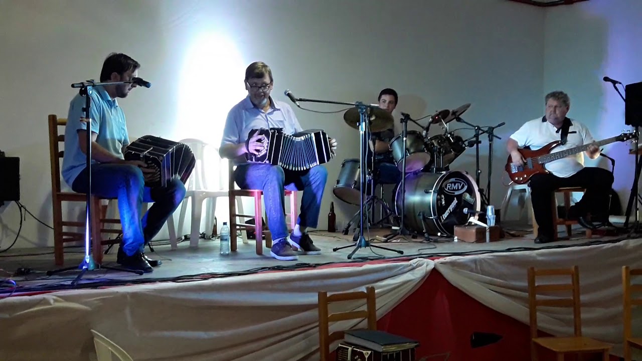 Professores Rodrigo Kienen e M&aacute;rcio Brosowsky no Amigos do Fole em Timb&oacute;  (SC) 24.11.2017