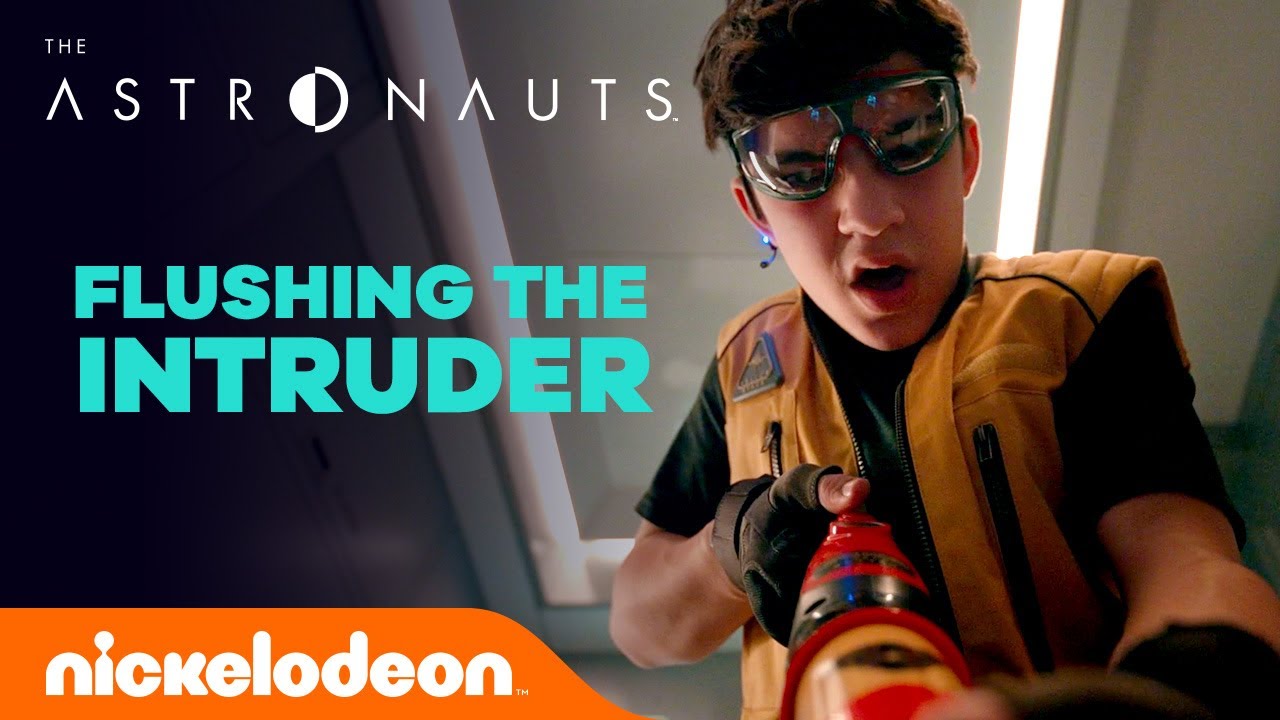 Flushing the Alien Intruder! 🚽👽 Episode 4 | The Astronauts