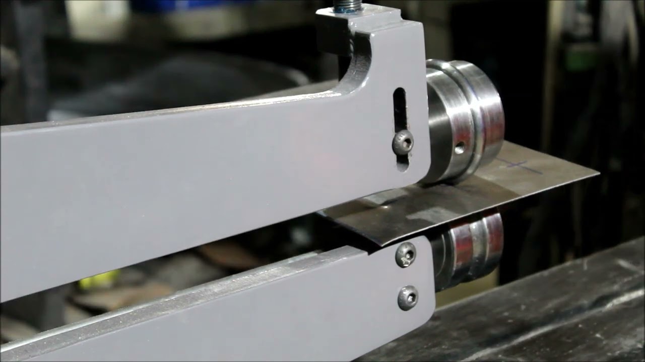 Estudos sobre a frisadeira (Bead Roller)